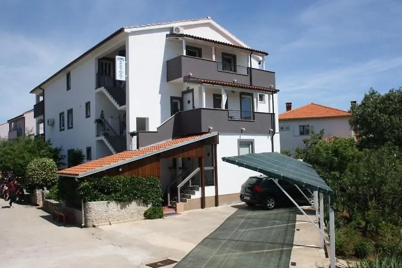 Charming Apartments Dodo Krk Town Pensionat